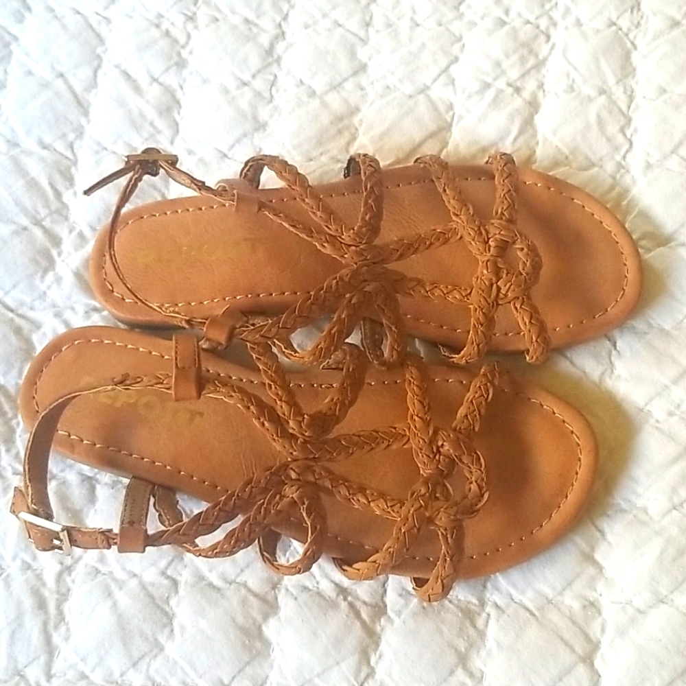 Girls size 2 brown sandals